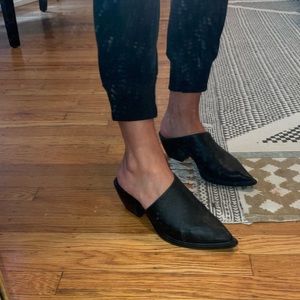Vintage black leather booties - comfy and unique